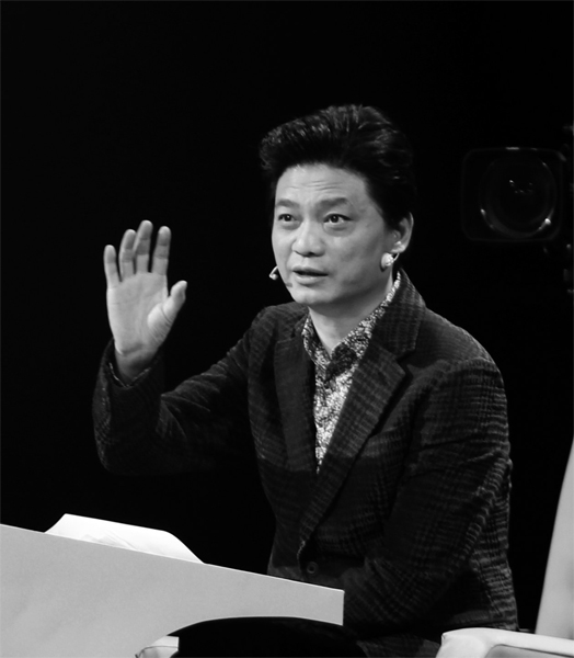 “希望女兒最好永遠不要交男朋友，最好把父親當男朋友?！贝抻涝φf。