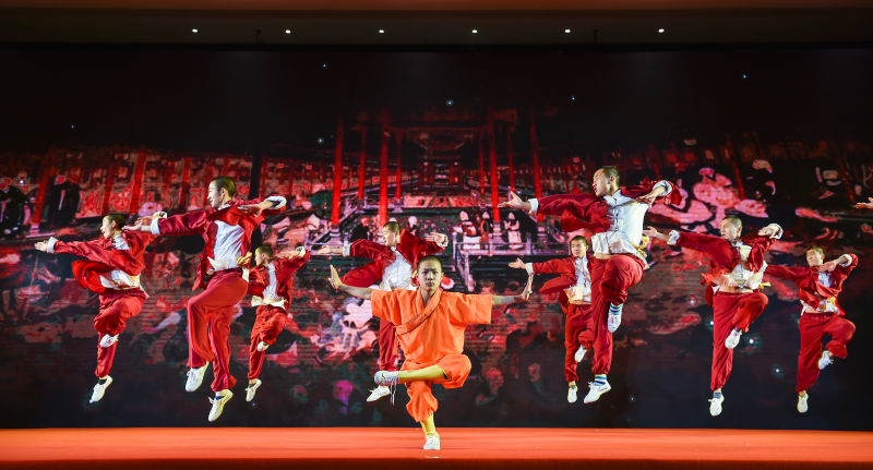 聽豫劇看少林功夫 歡迎上合組織總理會文藝演出盡顯河南特色 聽豫劇看少林功夫 歡迎上合組織總理會文藝演出盡顯河南特色